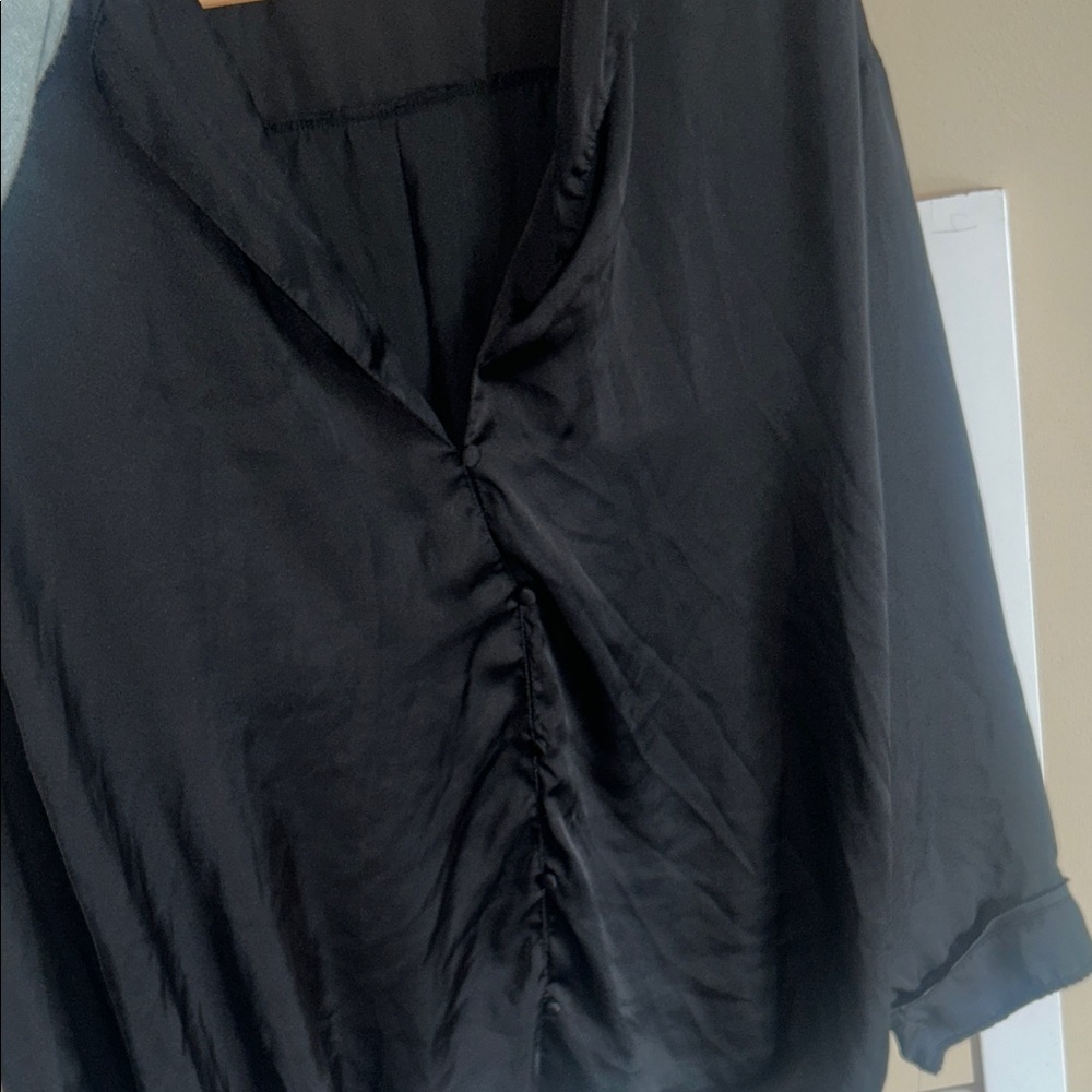 Intimately Free People Black Women's Silky Satin Button-Front Blouse Size Large - Picture 5 of 10